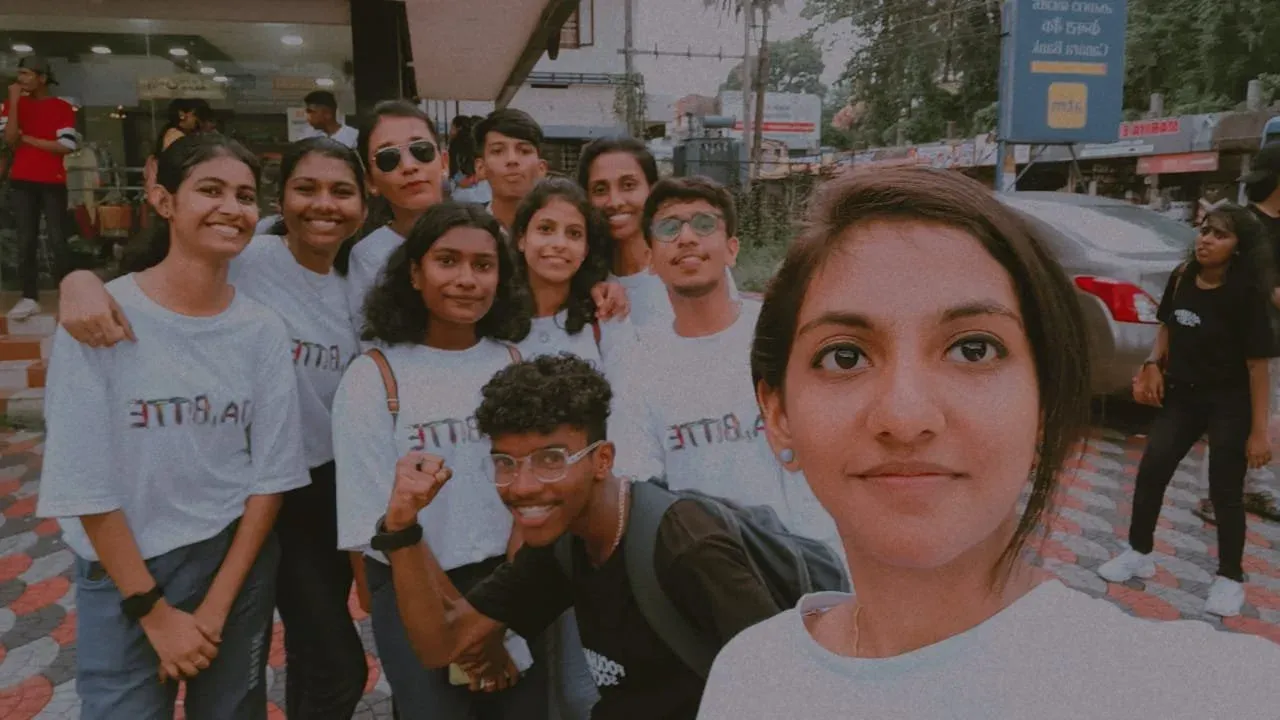 Dabite group tees